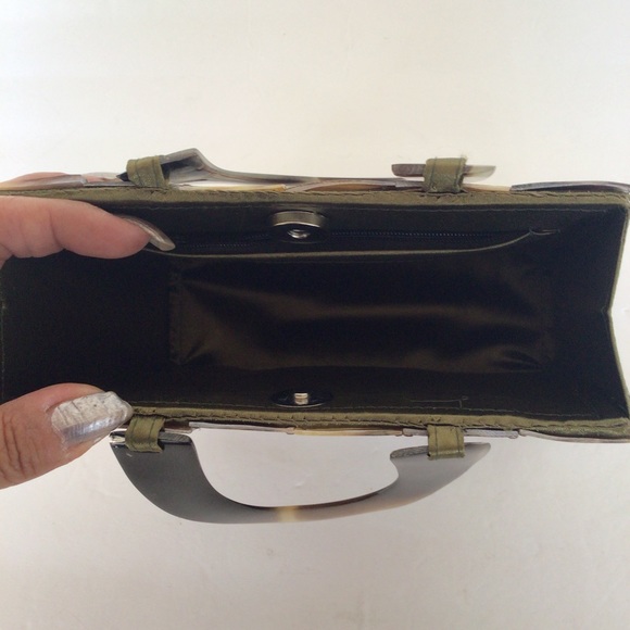 VINTAGE MOTHER OF PEARL HANDBAG - Picture 10 of 13